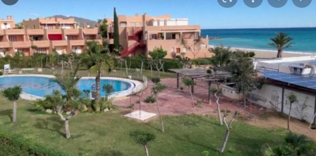 Natura Mediterranea Estudio Naturista Primera Linea Con Piscina Vera Εξωτερικό φωτογραφία